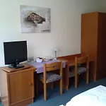 Haus Mariandl Szálloda Düsseldorf